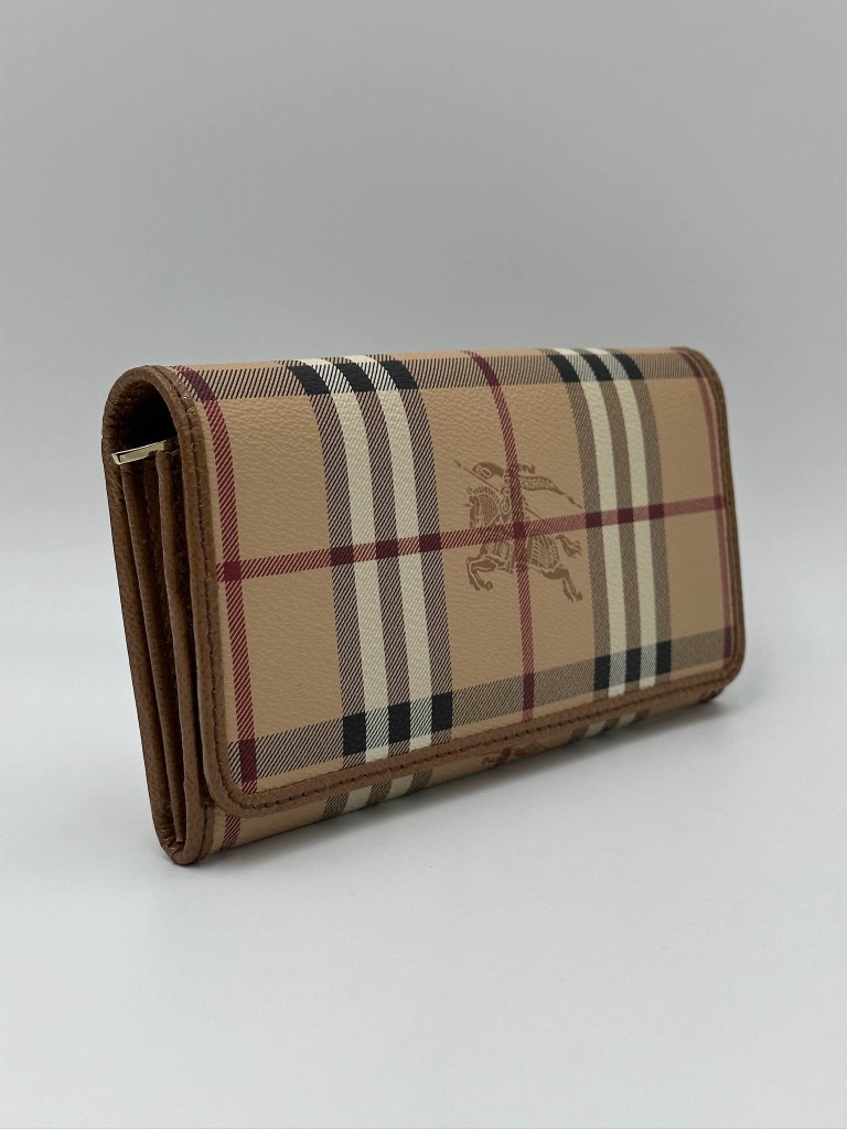 Burberry wallet