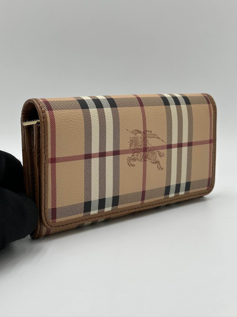 Burberry wallet