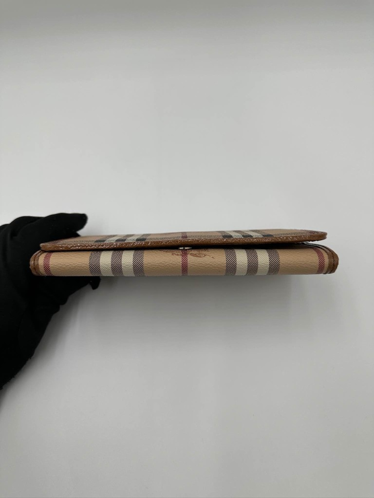 Burberry wallet