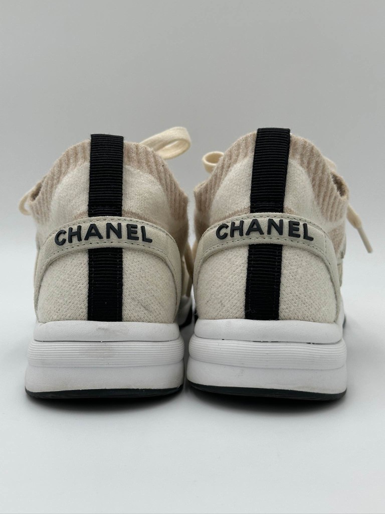 Chanel sneakersy