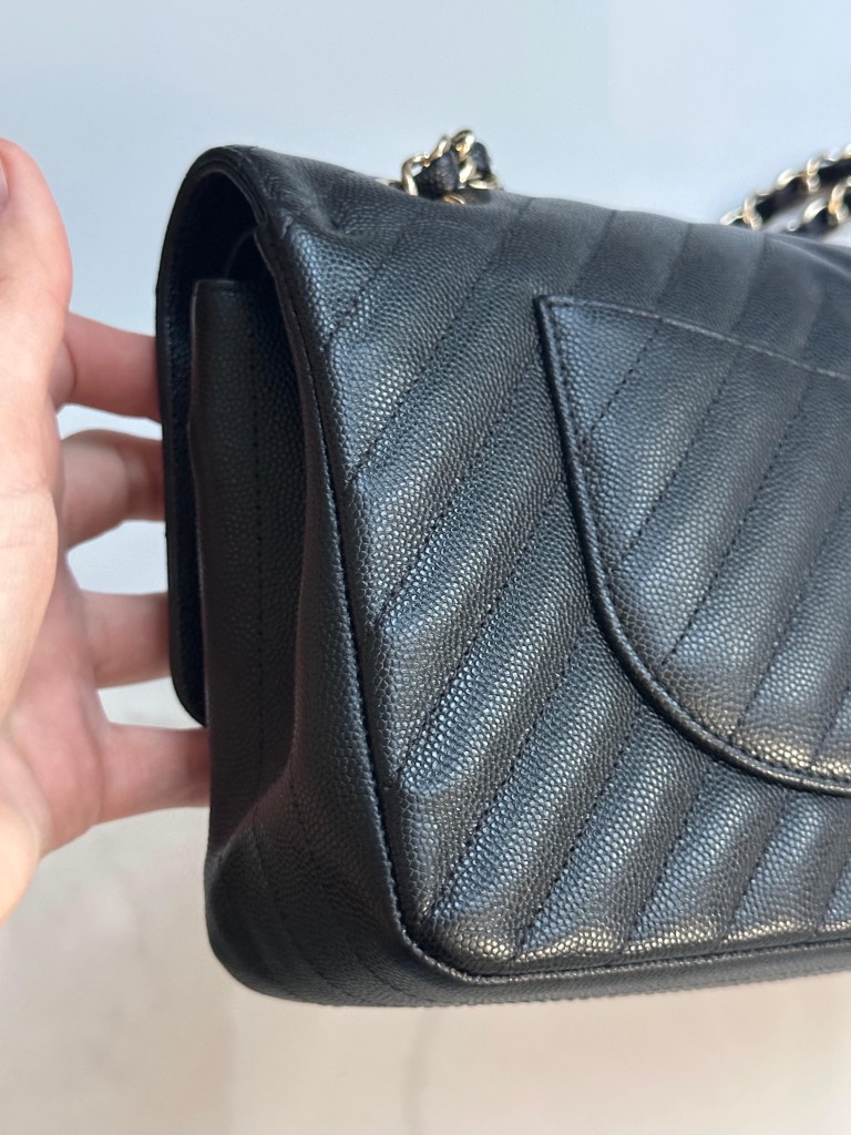 Chanel Classic Medium Double Flap Chevron torebka