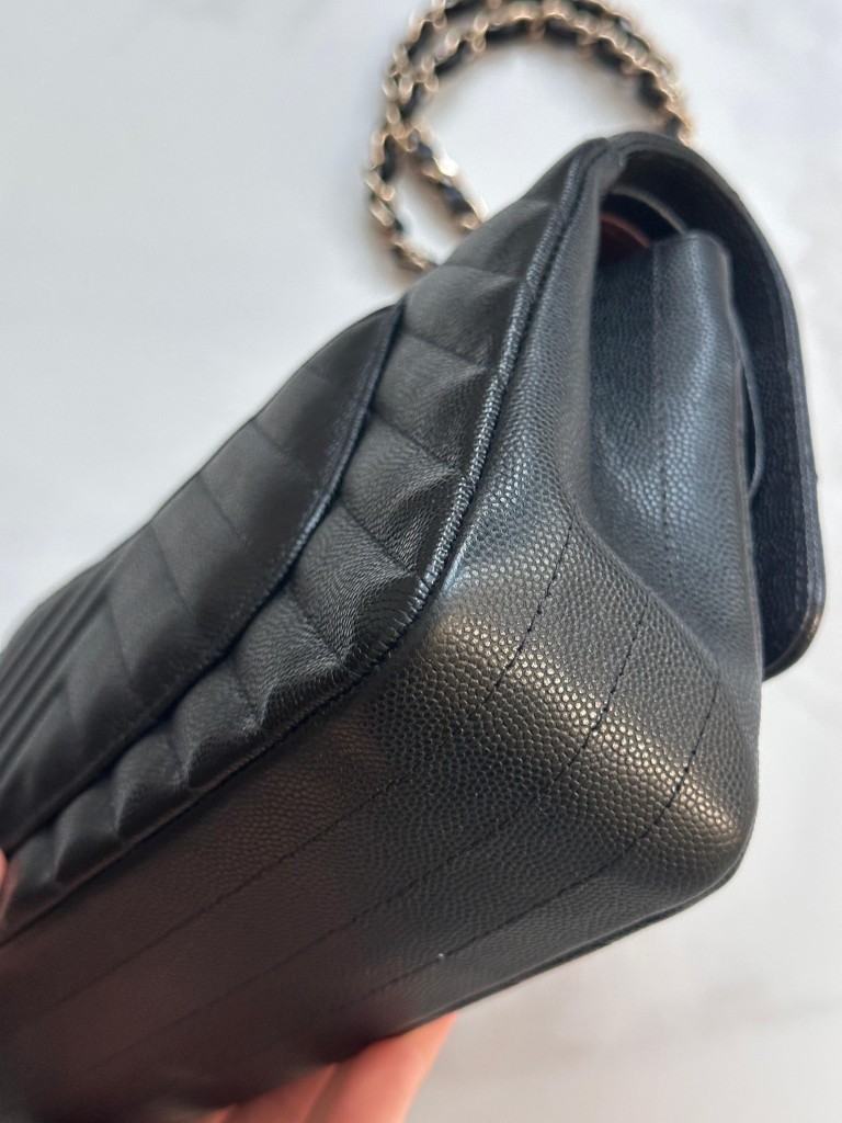 Chanel Classic Medium Double Flap Chevron torebka