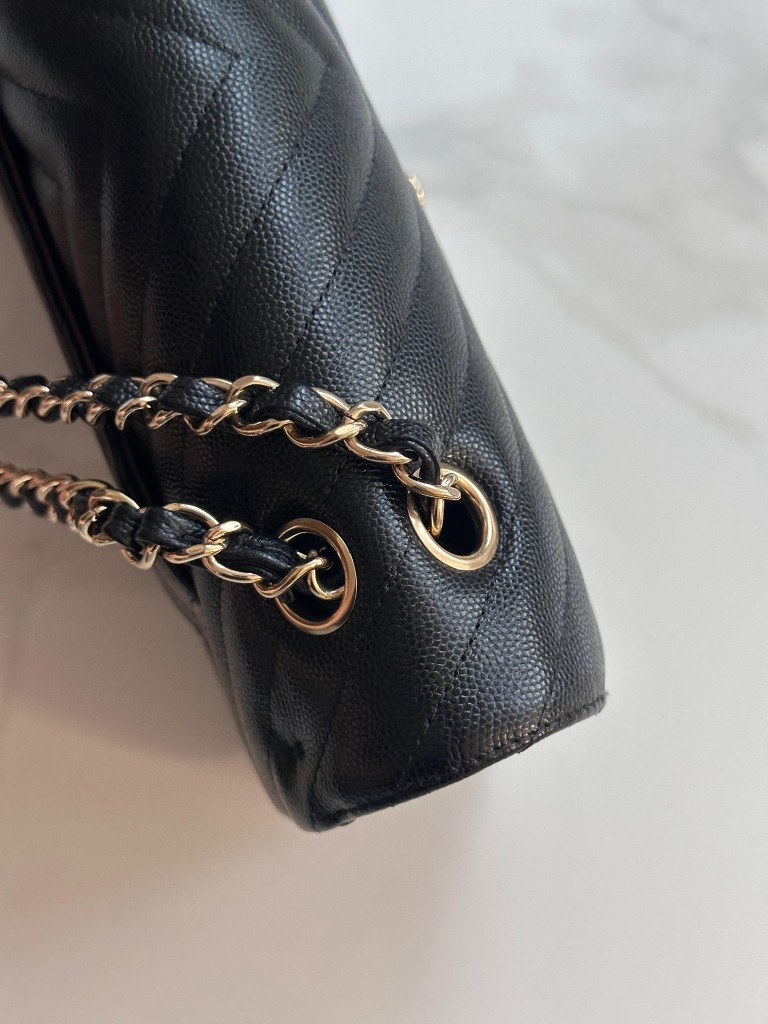 Chanel Classic Medium Double Flap Chevron torebka