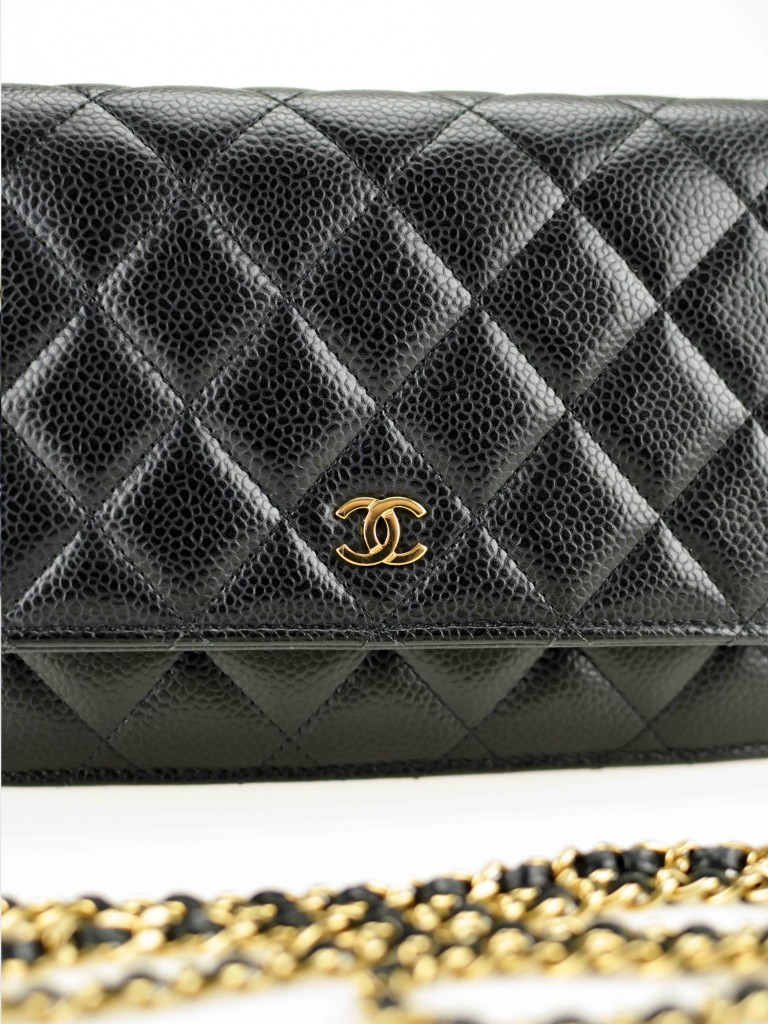 Chanel Wallet on Chain