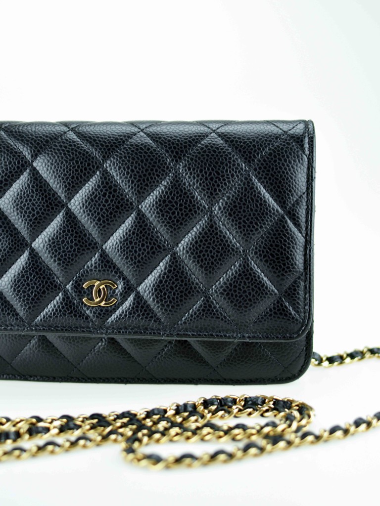 Chanel wallet on chain
