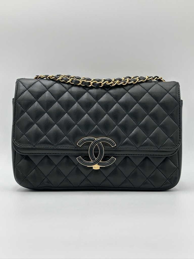Chanel CC Chic Medium Flap torebka