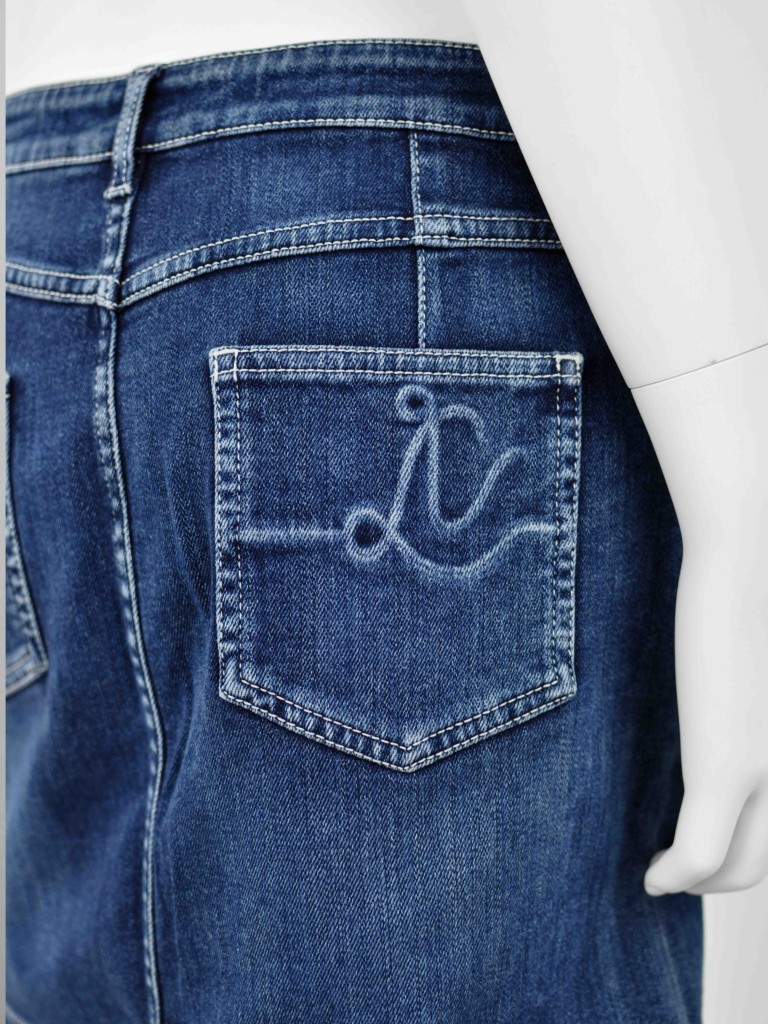 Louis Vuitton skirt