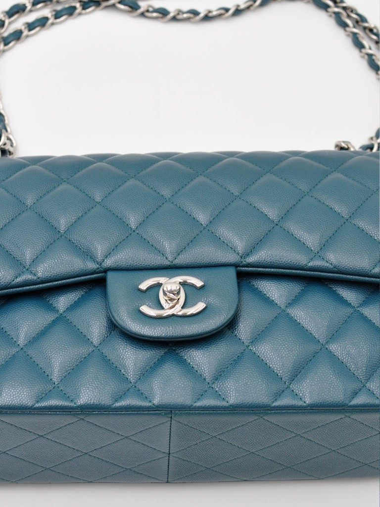 Chanel Classic Jumbo Double Flap torebka