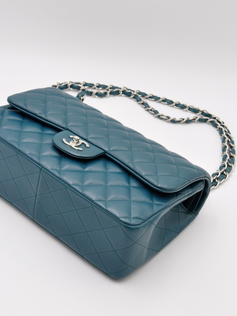 Chanel Classic Jumbo Double Flap torebka