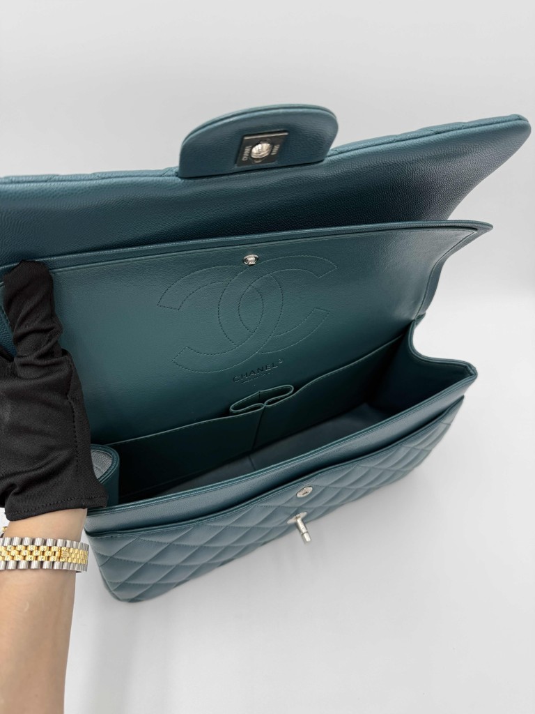 Chanel Classic Jumbo Double Flap torebka