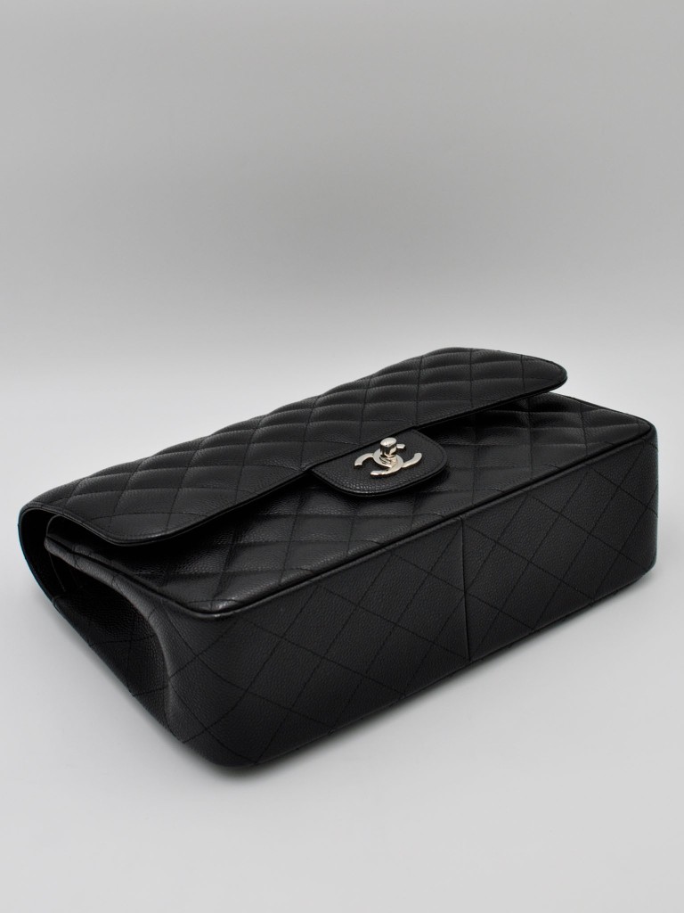 Chanel Classic Jumbo Double Flap bag