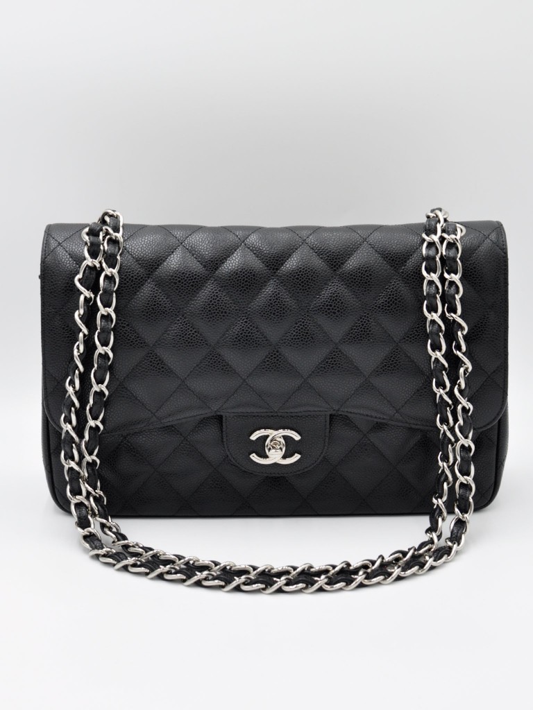 Chanel Classic Jumbo Double Flap bag