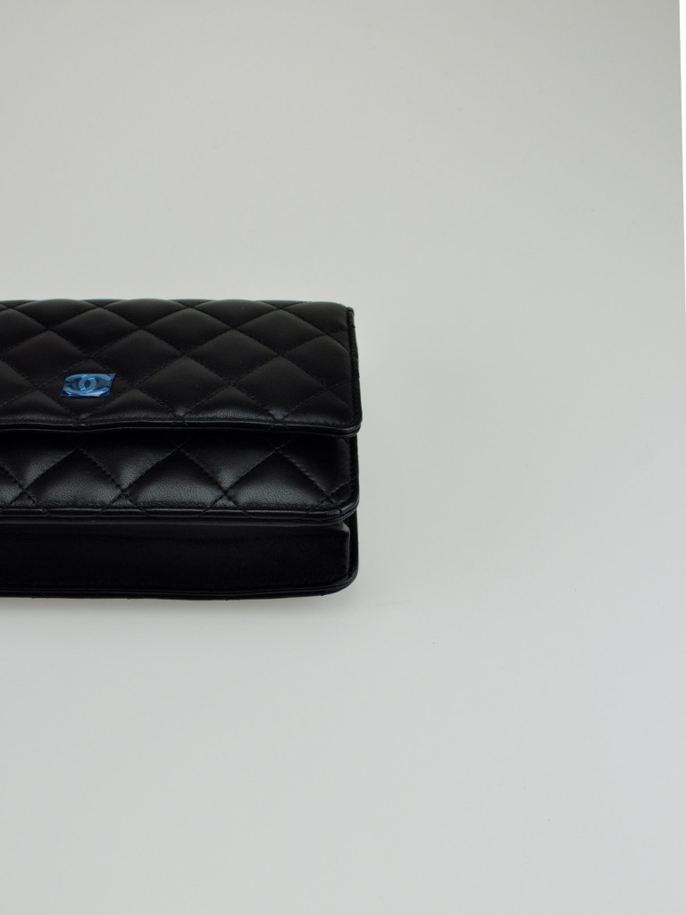 Chanel Wallet on Chain