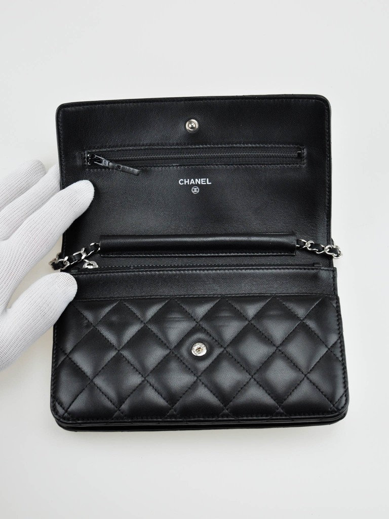 Chanel Wallet on Chain