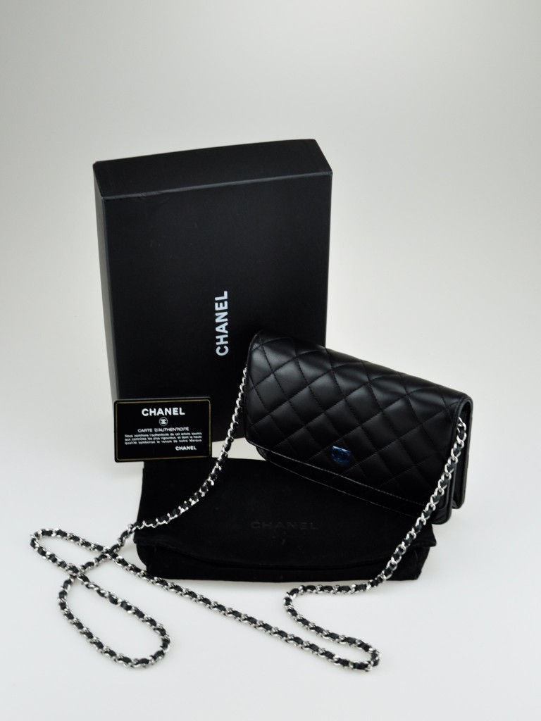 Chanel Wallet on Chain