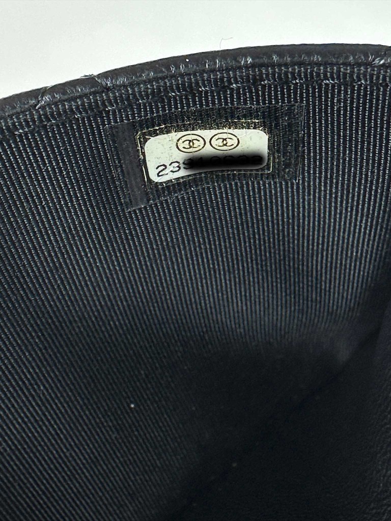 Chanel Wallet on Chain