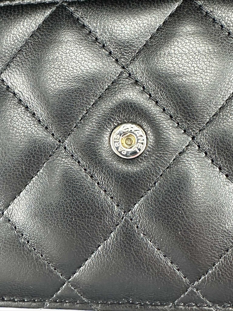 Chanel Wallet on Chain
