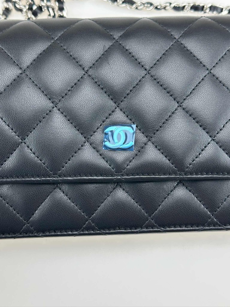 Chanel Wallet on Chain