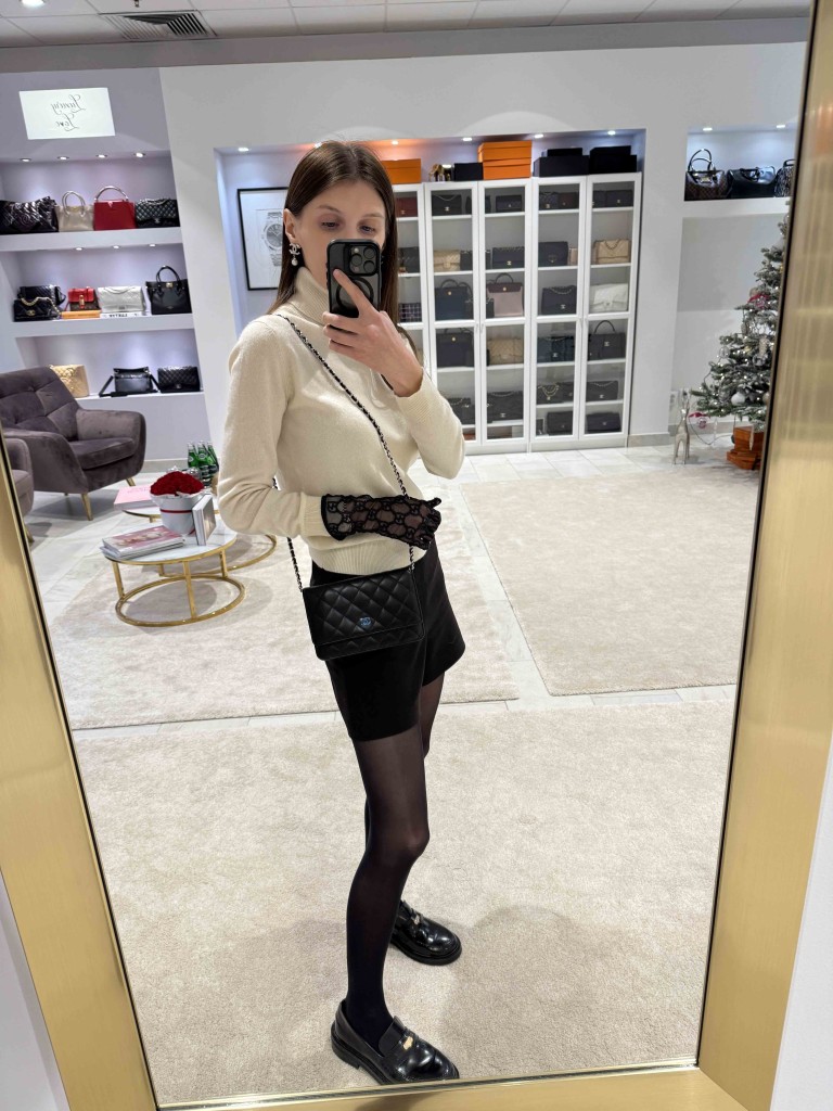 Chanel Wallet on Chain