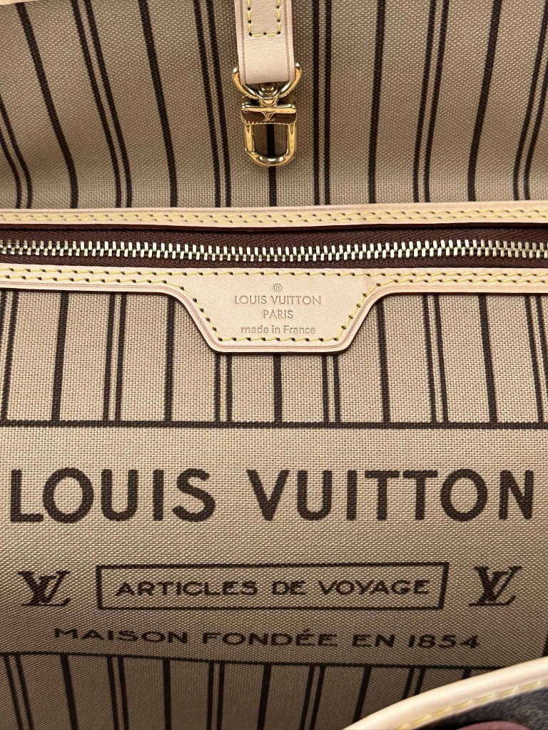 Louis Vuitton Neverfull GM bag