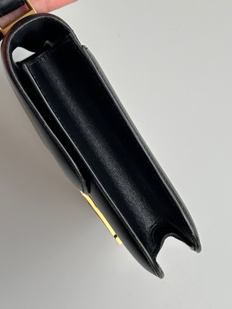 Constance 23 bag