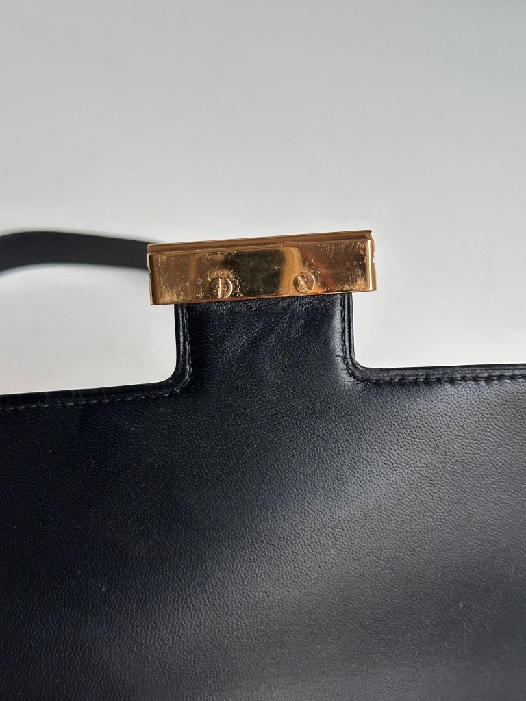 Constance 23 bag