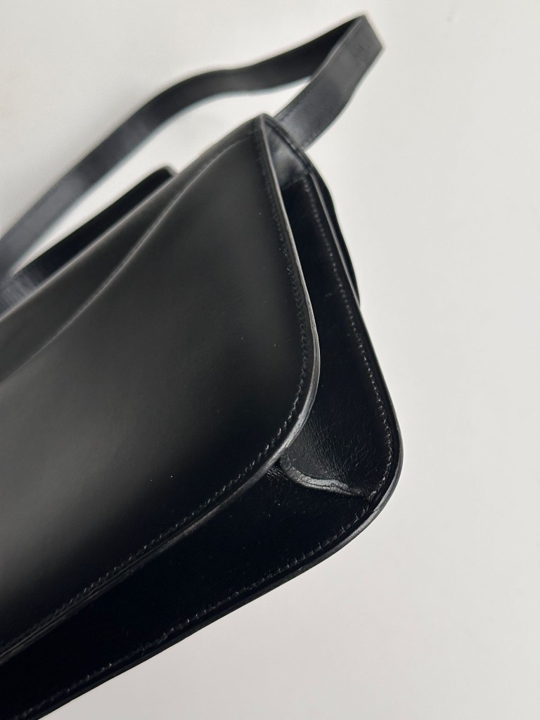Constance 23 bag