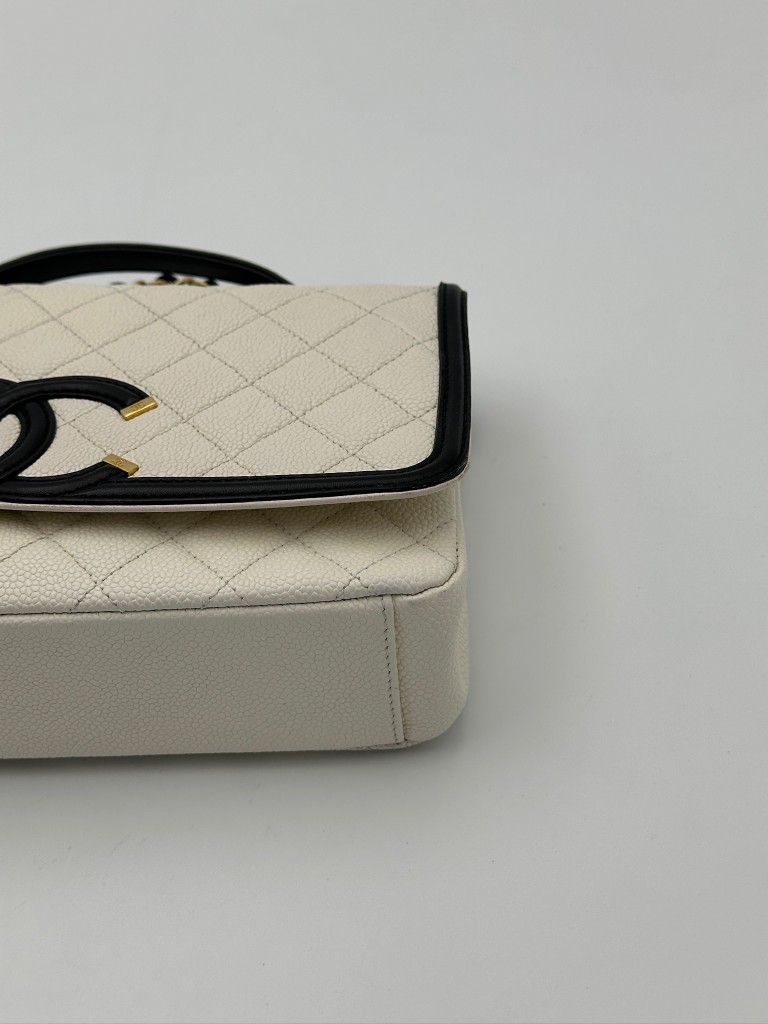Chanel CC Filigree Medium bag