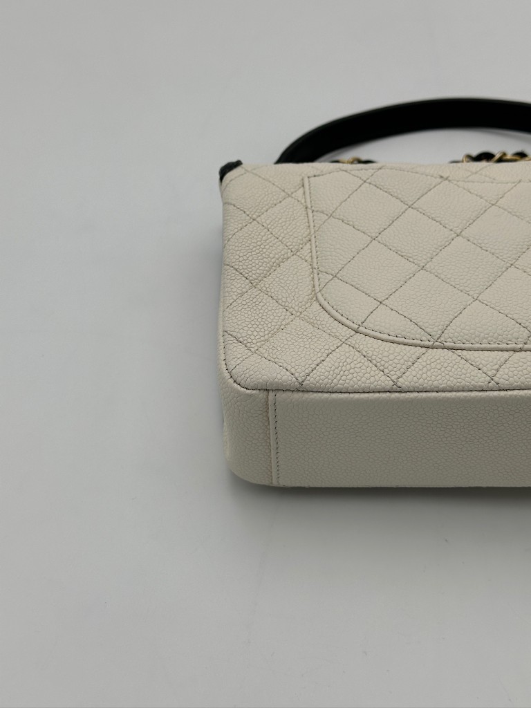 Chanel CC Filigree Medium torebka