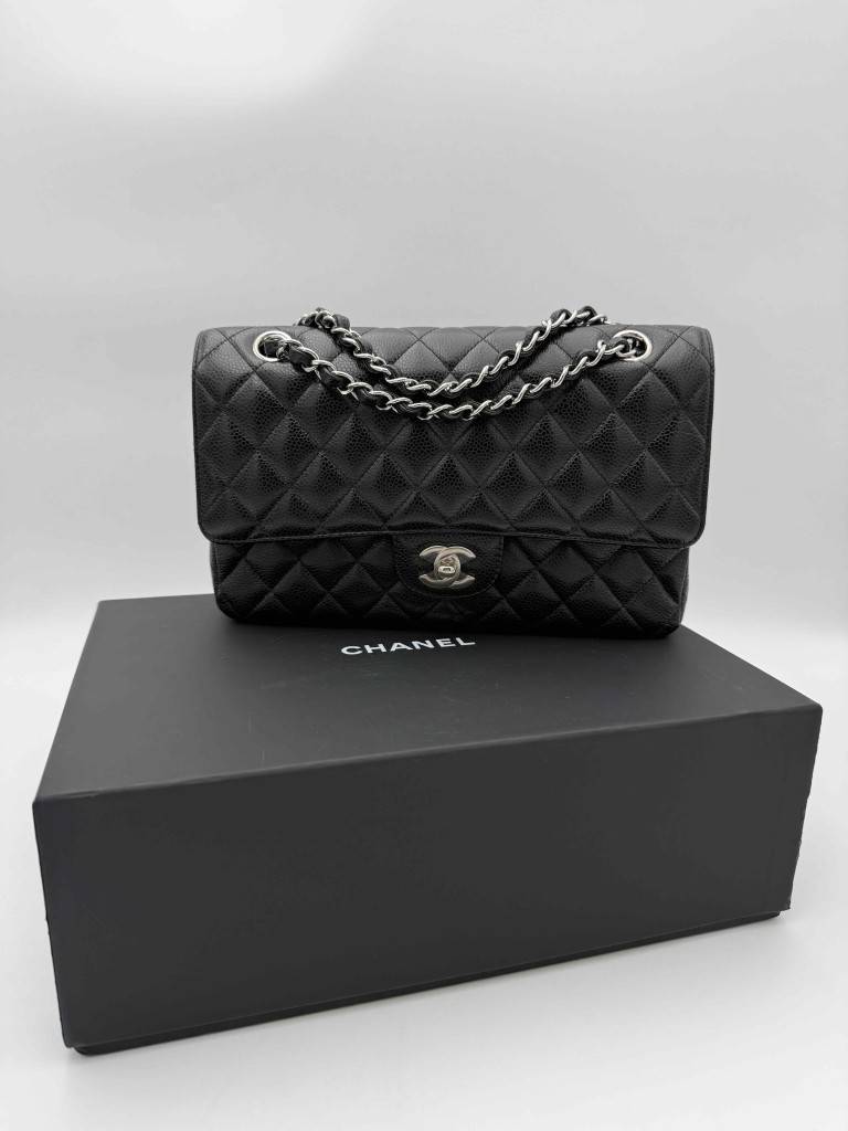 Chanel Classic Medium Double Flap torebka