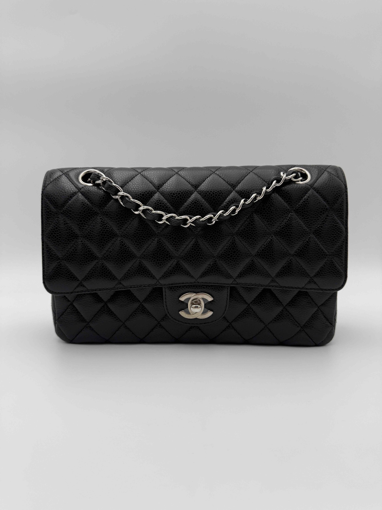 Chanel Classic Medium Double Flap torebka