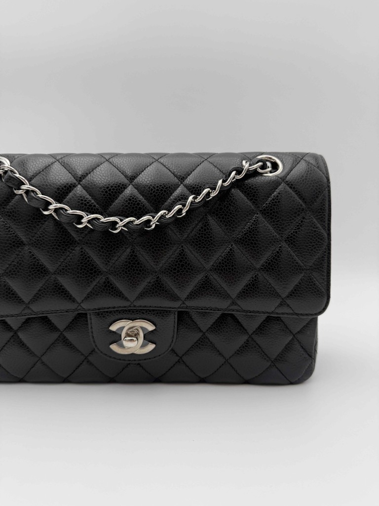 Chanel Classic Medium Double Flap torebka