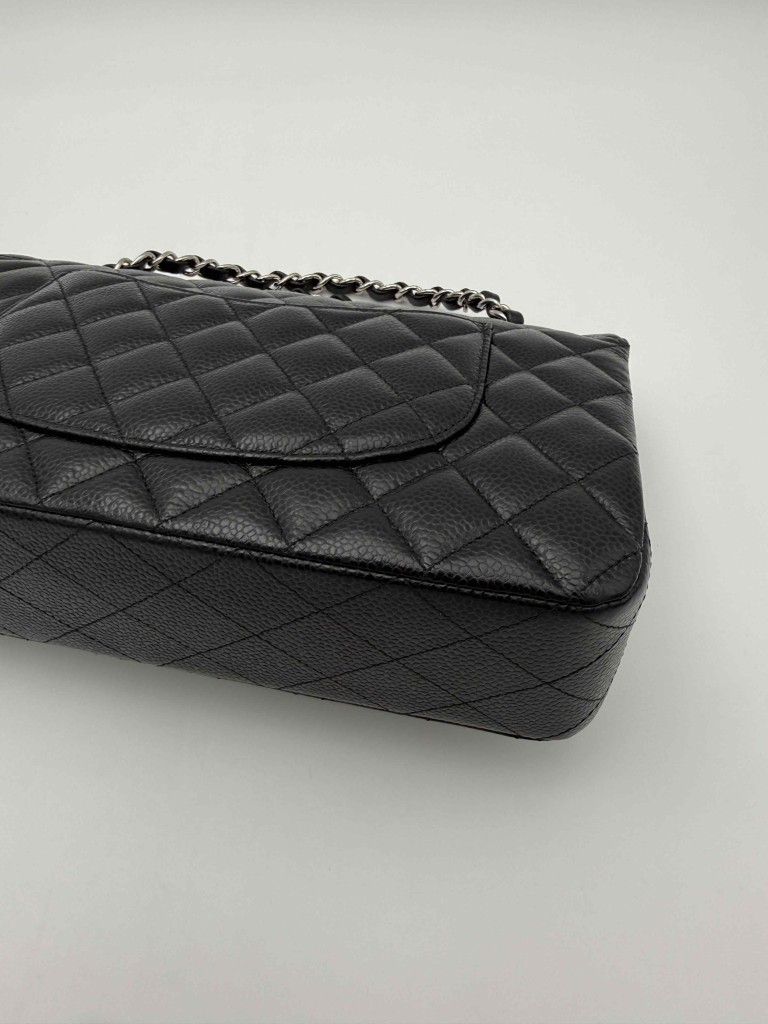 Chanel Classic Medium Double Flap torebka
