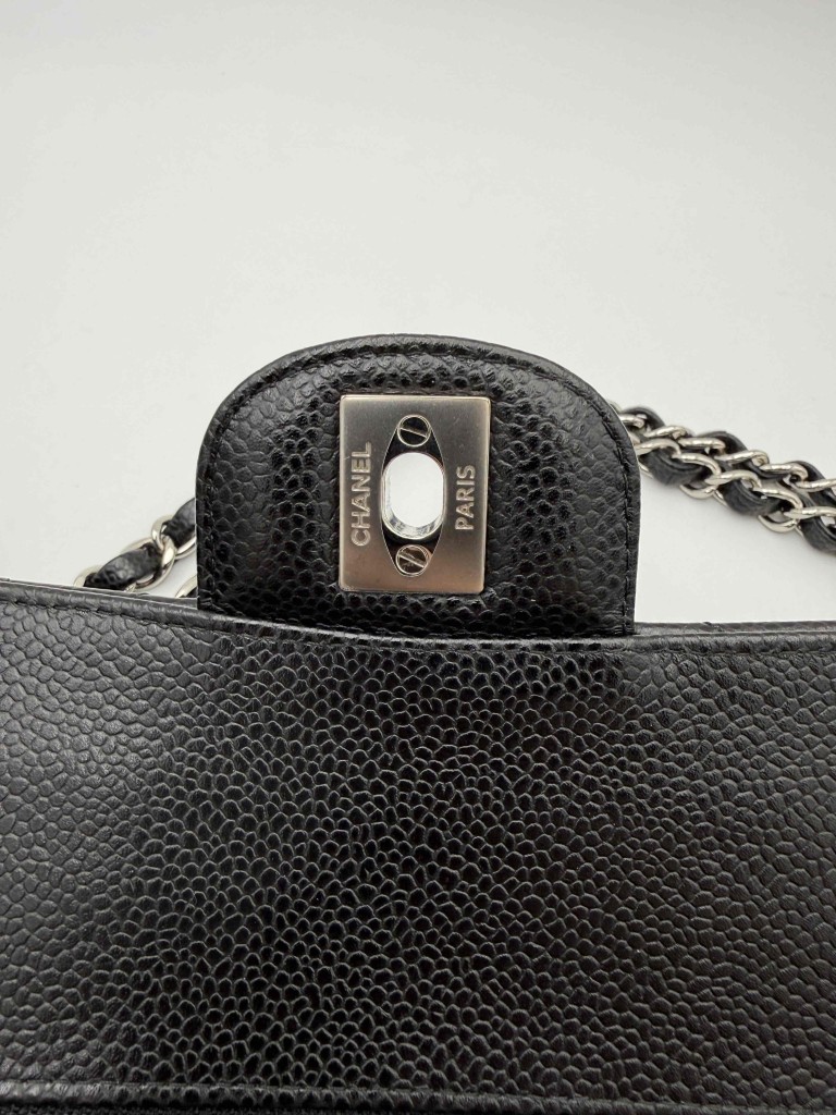 Chanel Classic Medium Double Flap torebka