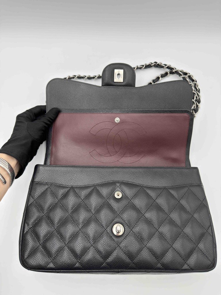 Chanel Classic Jumbo Double Flap torebka