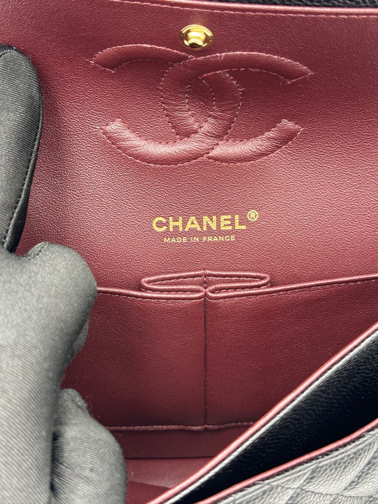 Chanel Classic Medium Double Flap torebka