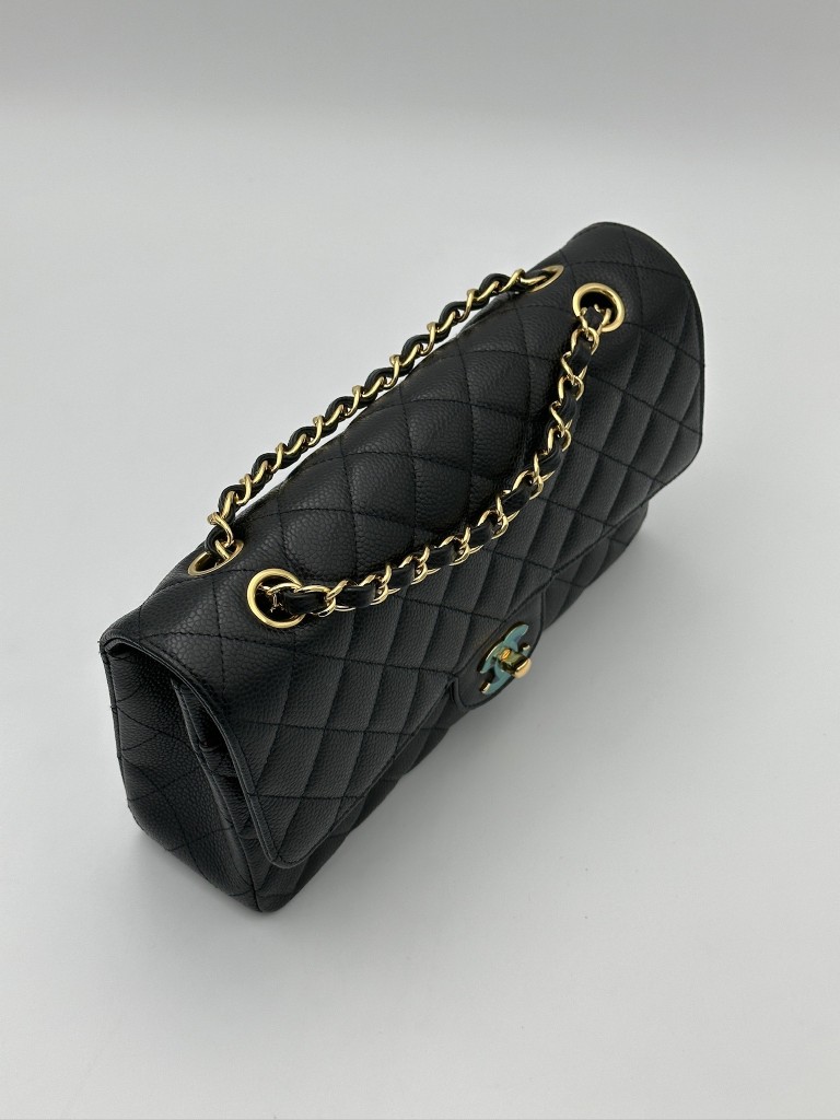Chanel Classic Medium Double Flap torebka