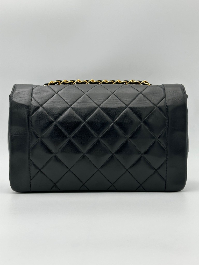 Chanel Diana Medium torebka