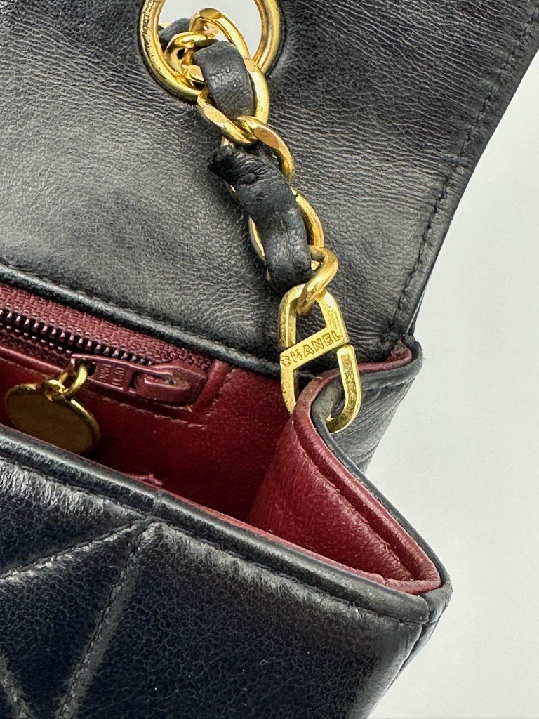 Chanel Diana Medium torebka