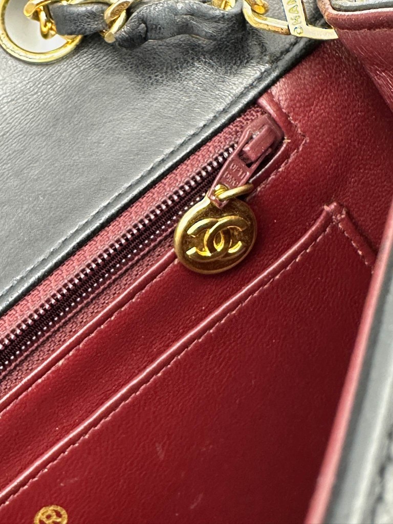 Chanel Diana Medium torebka