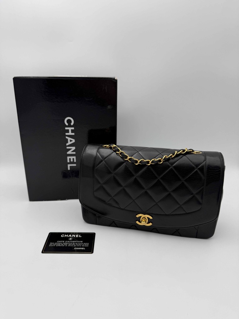 Chanel Diana Medium torebka