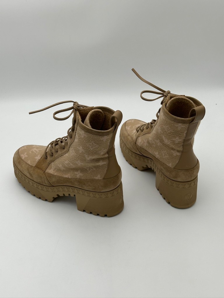 Louis Vuitton Laureate Platform Desert Boots