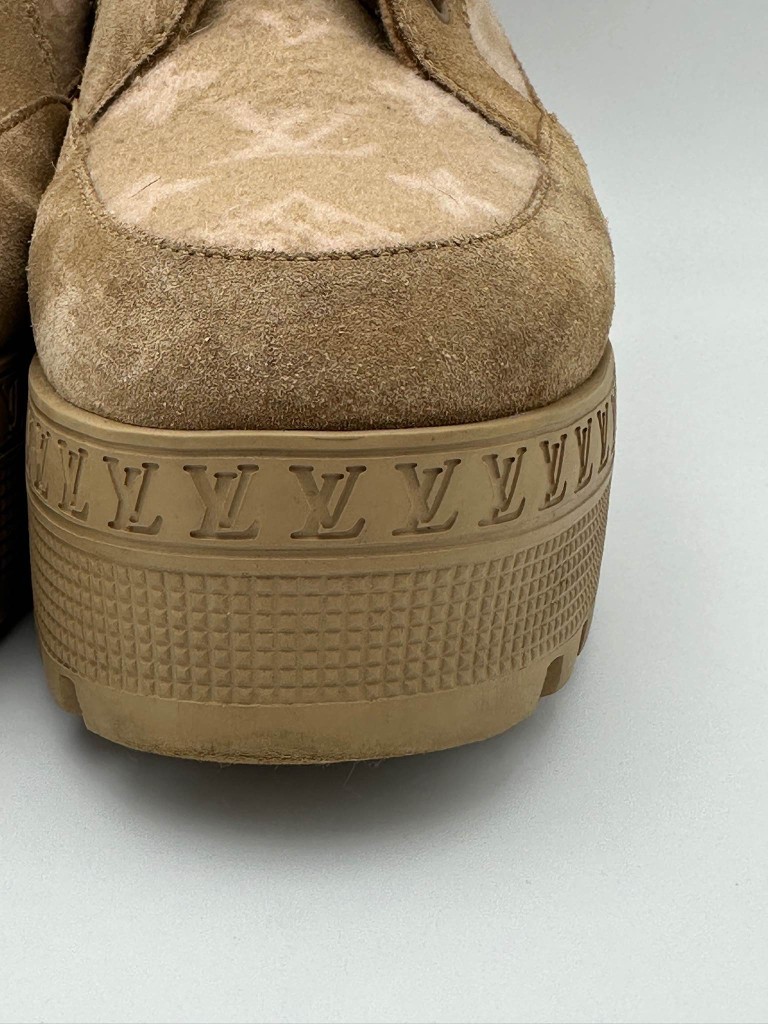 Louis Vuitton botki Laureate Desert