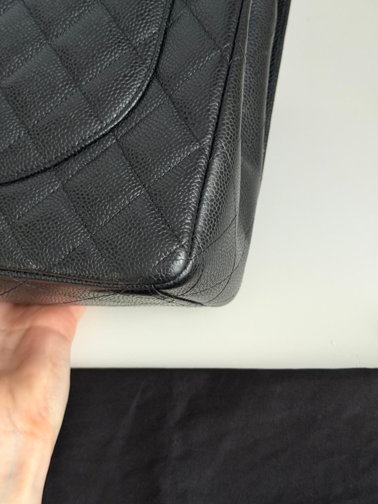 Chanel Classic Maxi Double Flap torebka