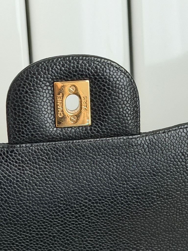 Chanel Classic Maxi Double Flap torebka