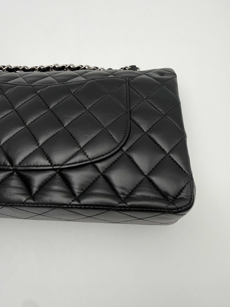 Chanel Classic Medium Double Flap torebka
