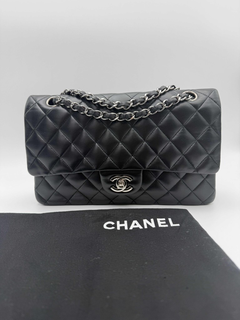 Chanel Classic Medium Double Flap torebka