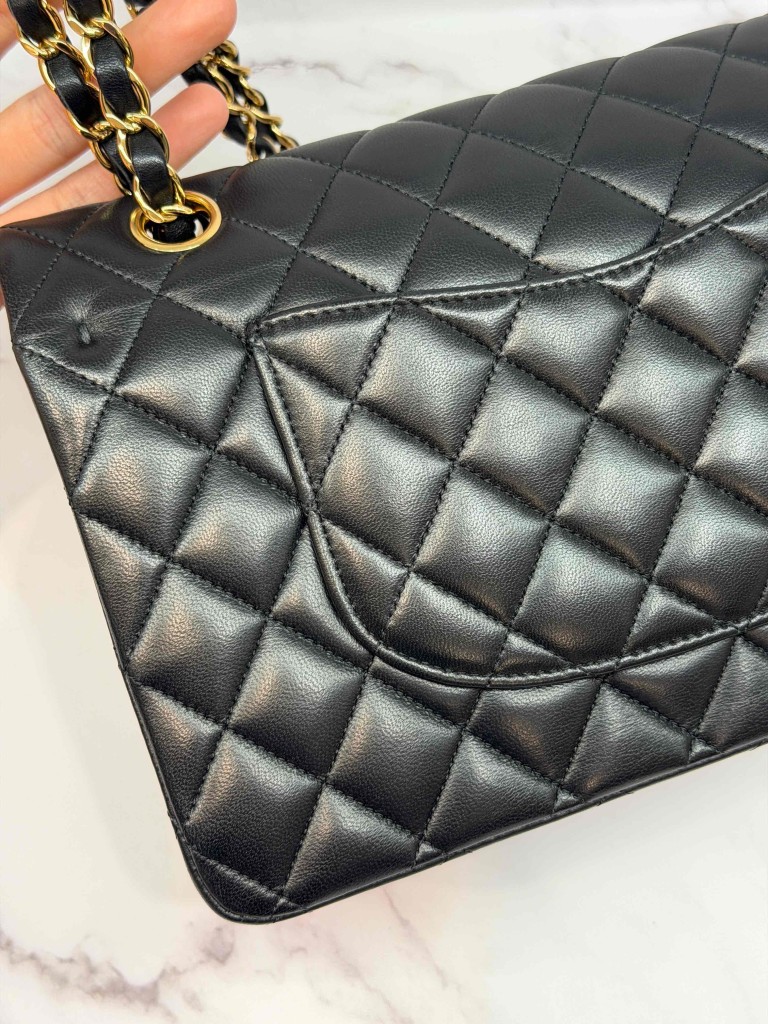 Chanel Classic Medium Double Flap torebka