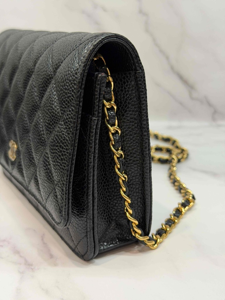 Chanel Wallet on Chain