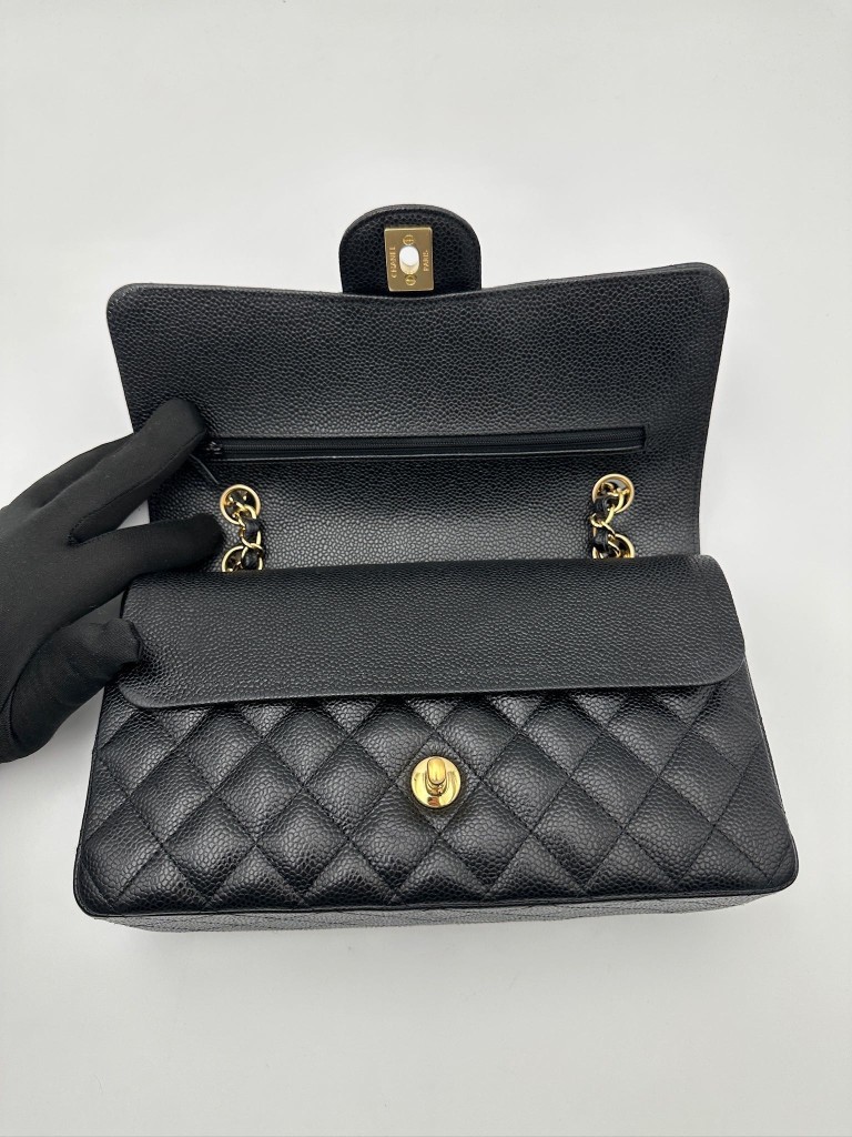 Chanel Classic Medium Double Flap torebka